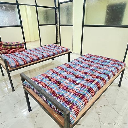 Shree Swami Samarth Pg Rooms For Boys Solapur Eksteriør billede