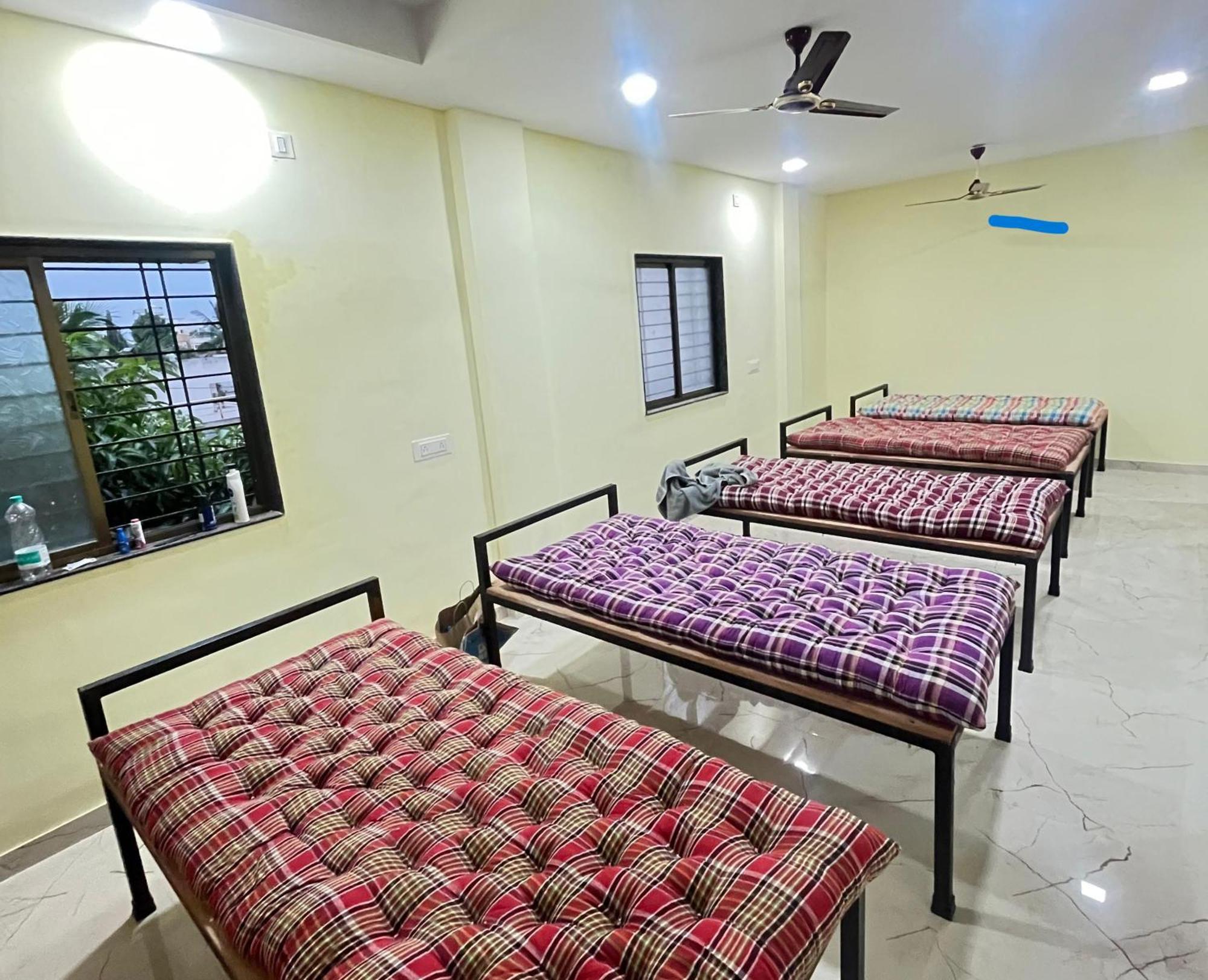 Shree Swami Samarth Pg Rooms For Boys Solapur Eksteriør billede