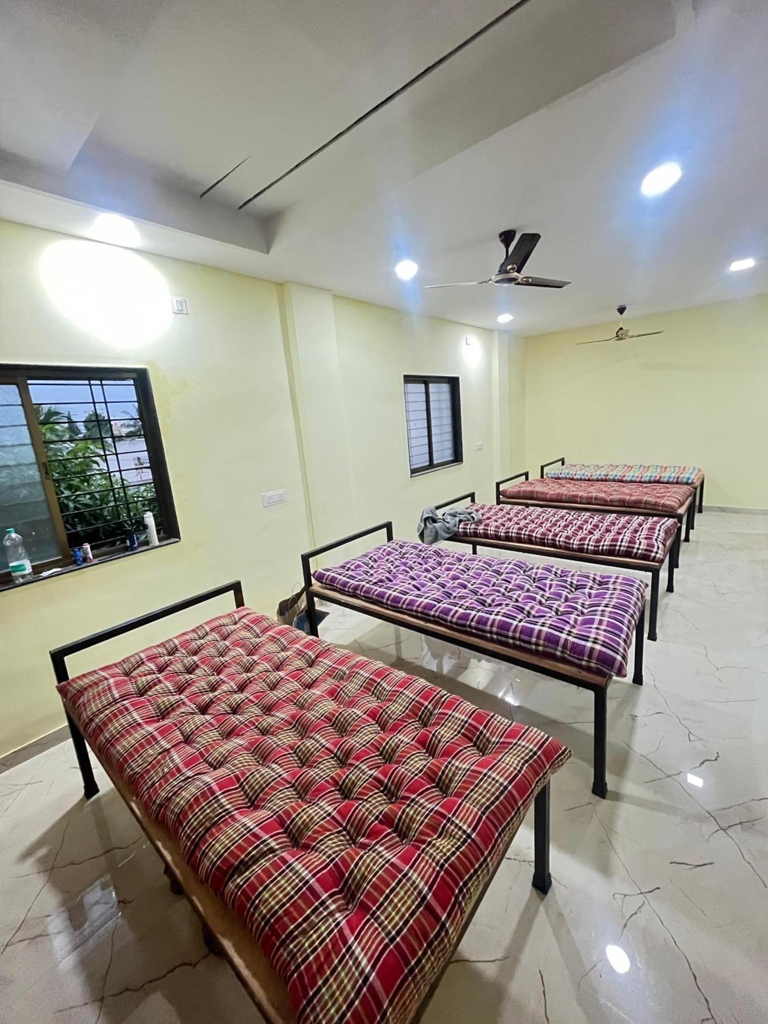 Shree Swami Samarth Pg Rooms For Boys Solapur Eksteriør billede