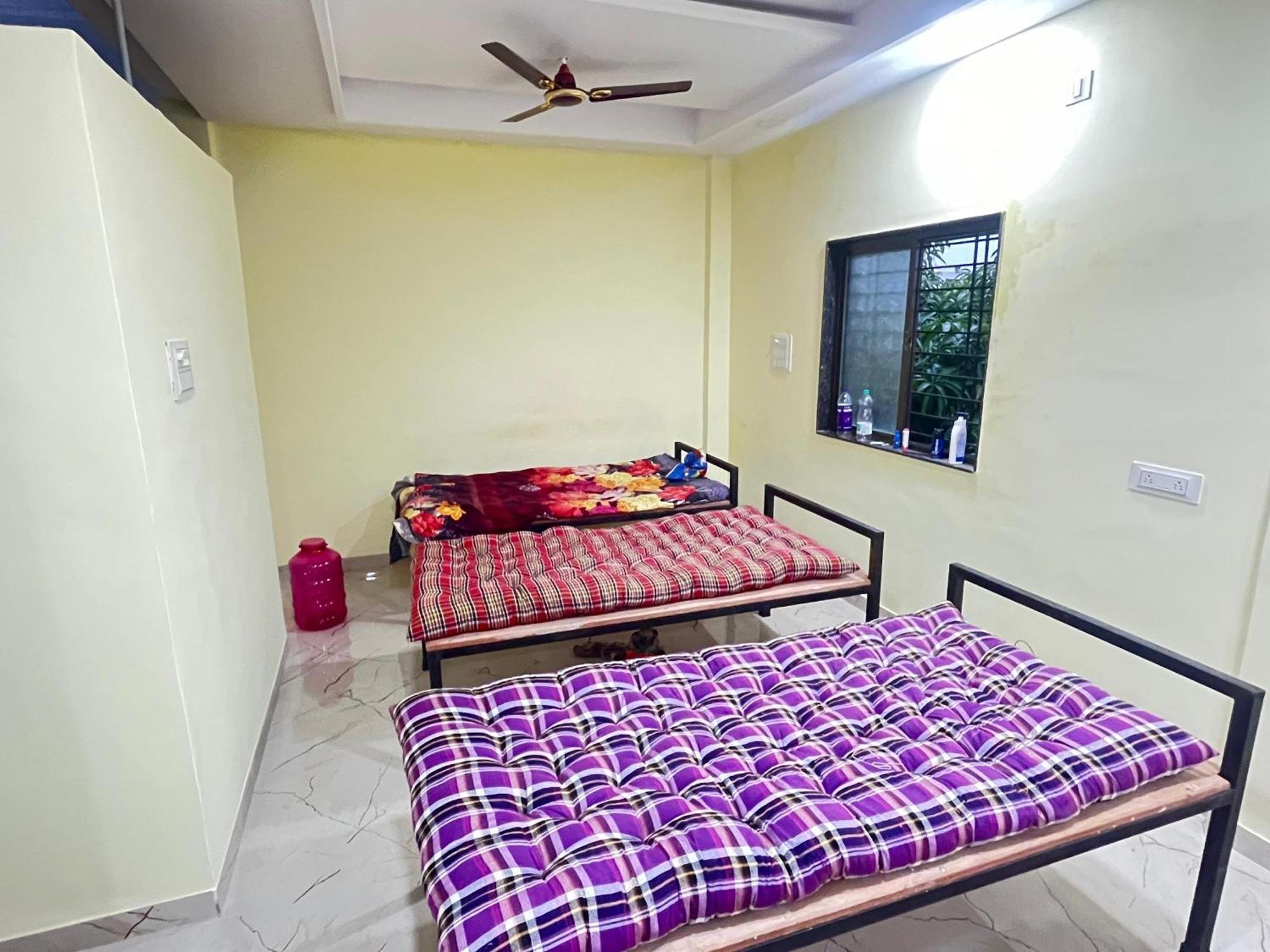 Shree Swami Samarth Pg Rooms For Boys Solapur Eksteriør billede
